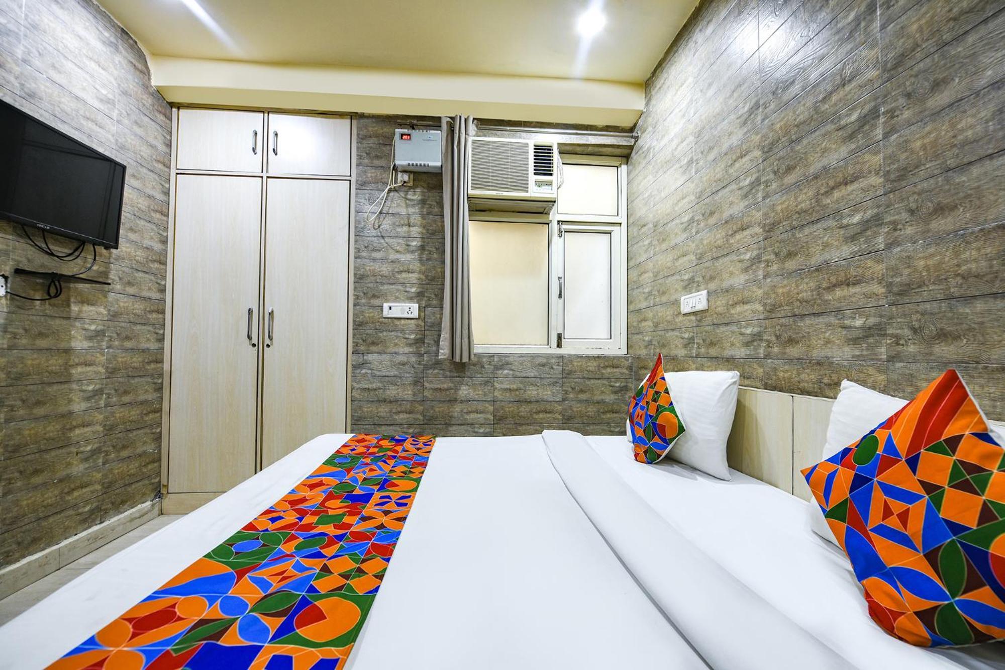 Fabhotel Model Town 뉴델리 외부 사진
